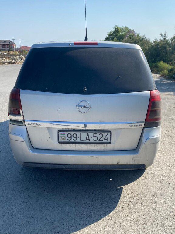 Opel Zafira, 1.9 L, 2008 il, 400 000 km 99-LA-524 — Avtomobillər, Bakı (4)