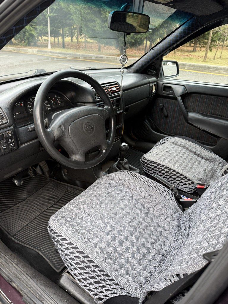 Opel Vectra, 1.8 L, 1993 il, 250 000 km 34-BE-027 — Avtomobillər, Qax (4)