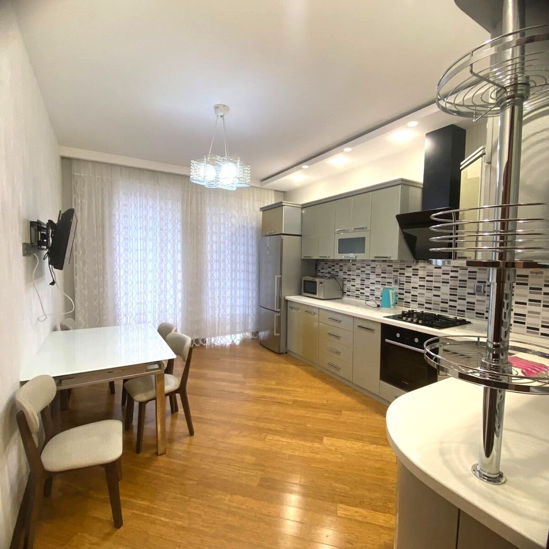 İcarəyə verilir 3 otaqlı yeni tikili 150 m² — Mənzil, Bakı (11)