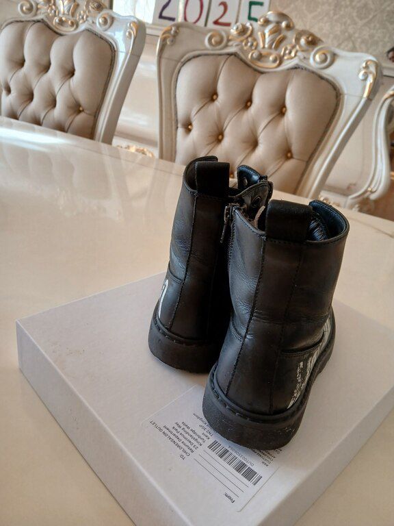 Çəkmə "Moschino" — Uşaq geyimi, Bakı (2)