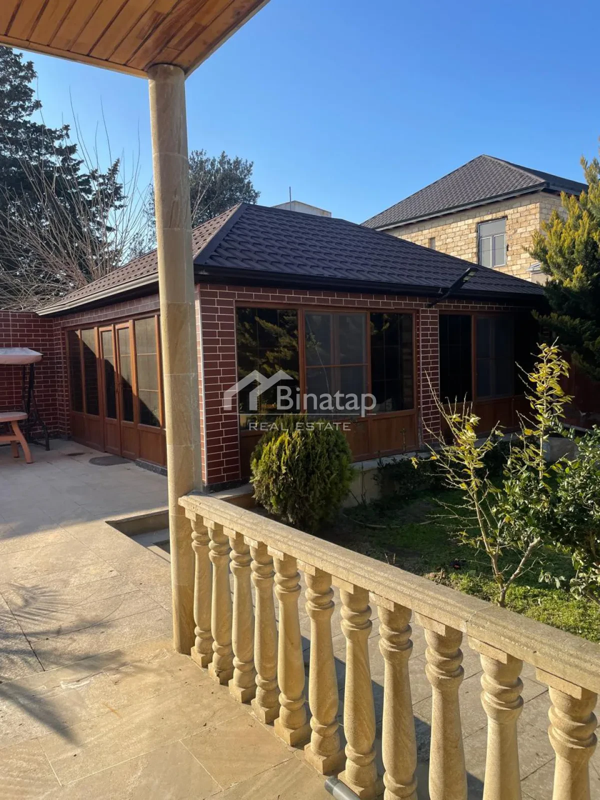 Satılır 5 otaqlı həyət evi / bağ evi 250 m², Novxanı qəsəbəsi, Abşeron rayonu — Ev, villa, Bakı (2)
