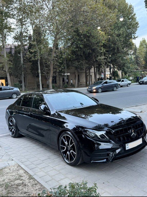Mercedes E 300, 2.0 L, 2017 il, 131 000 km — Avtomobillər, Mingəçevir (4)