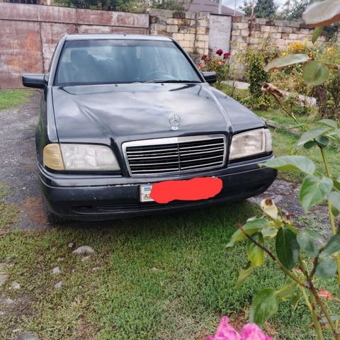 Mercedes C 180, 1.8 L, 1995 il, 526 000 km — Qax