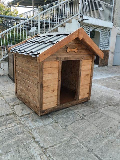 İt yuvası — Bakı