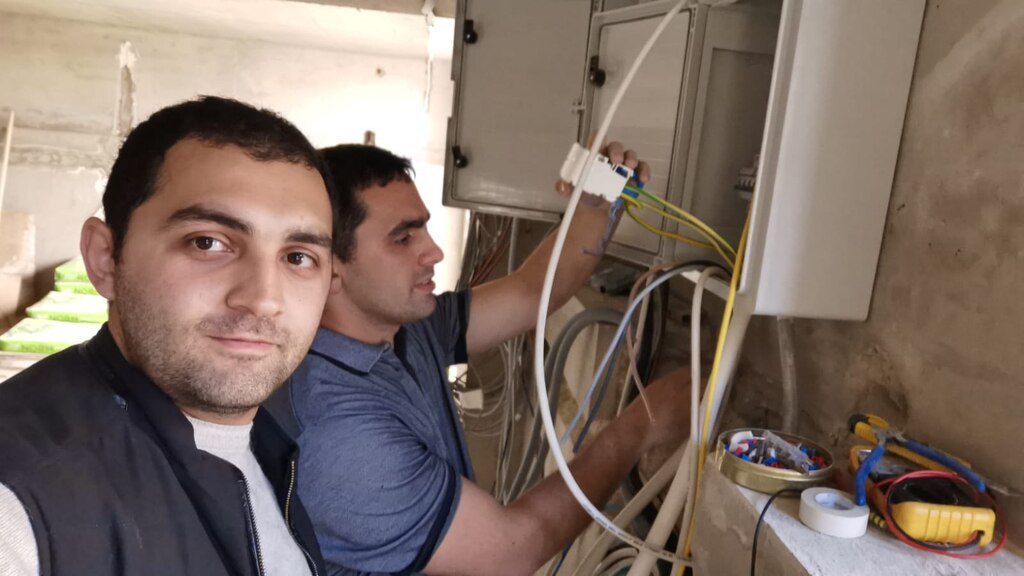 Elektrik ustası — Təmir və inşaat, Bakı (10)