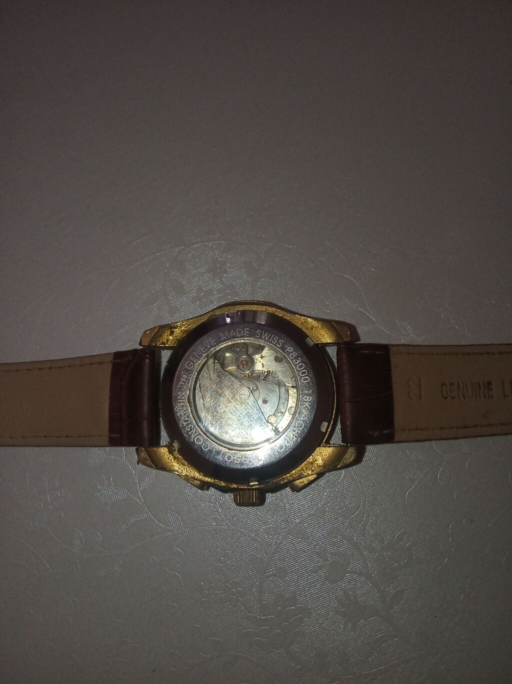 Tissot kişi qol saatı - Korpus: qızılı rəngli yuvarlaq metal korpus — Qol saatları, Bakı