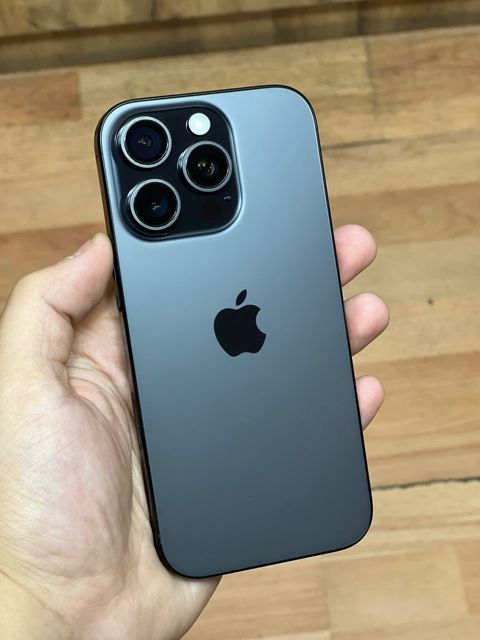 Apple iPhone 16 Pro Black Titanium 128GB/8GB — Bakı
