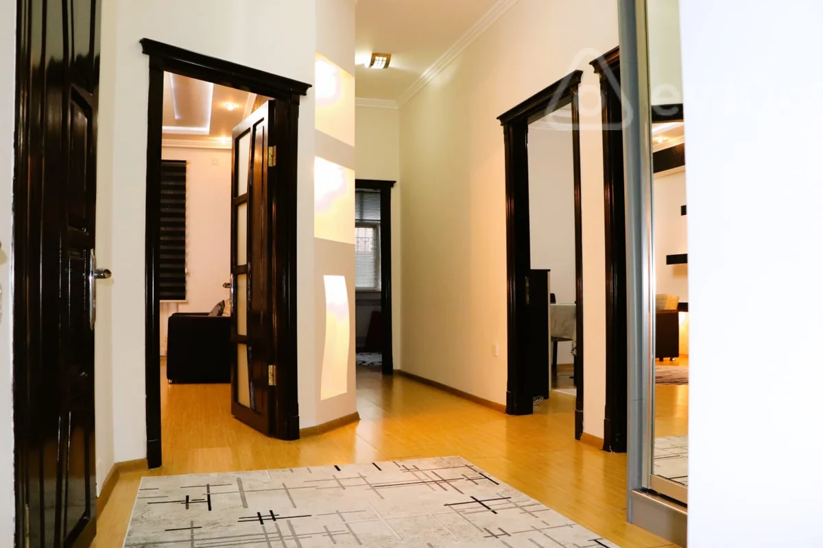 3 otaqlı mənzil, 105 m², Bakı, Bəhruz Nuriyev küç — Mənzil, Bakı (8)