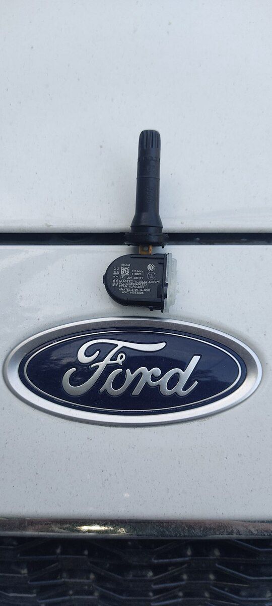 Ford Fusion təkər sensoru — Ehtiyat hissələri və aksesuarlar, Bakı