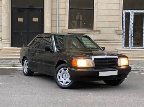 Mercedes 190, 2.0 L, 1993 il, 258 741 km — Sumqayıt