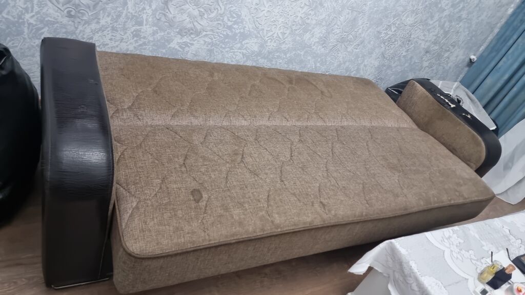Embawood divan‑Carpayi - Tip: transformasiya olunan divan (yuxarı — Divanlər, Bakı (3)