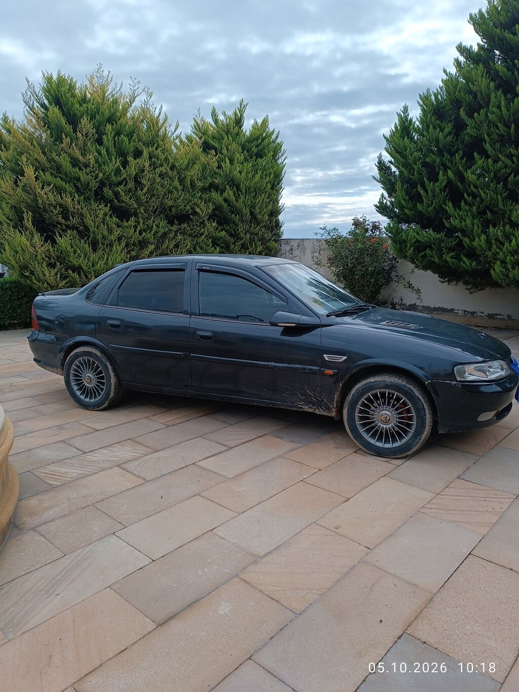 Opel Vectra: 1.6 l 1996 il 486530 km Sedan — Avtomobillər, Digah (4)