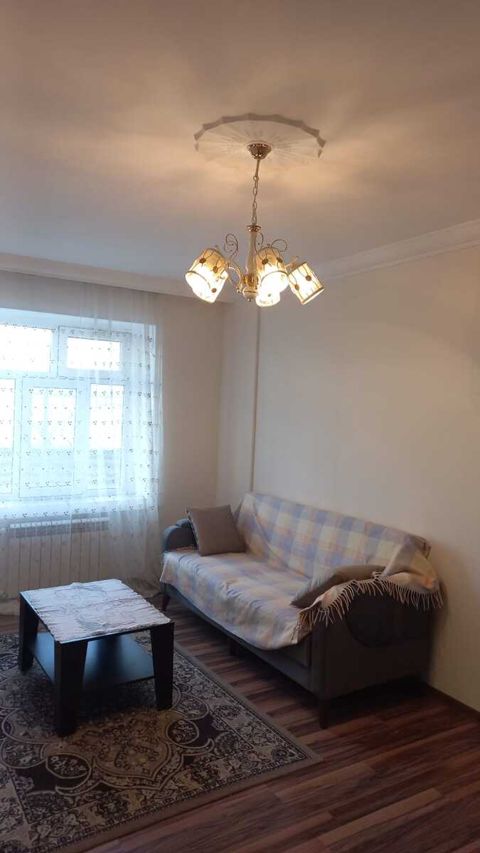 Satılır 2 otaqlı köhnə tikili 60 m² — Bakı