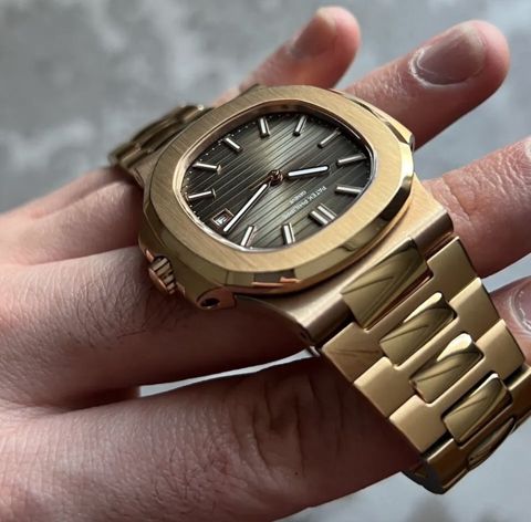 Qol saatı Patek Philippe Naitilus Rose Gold — Bakı