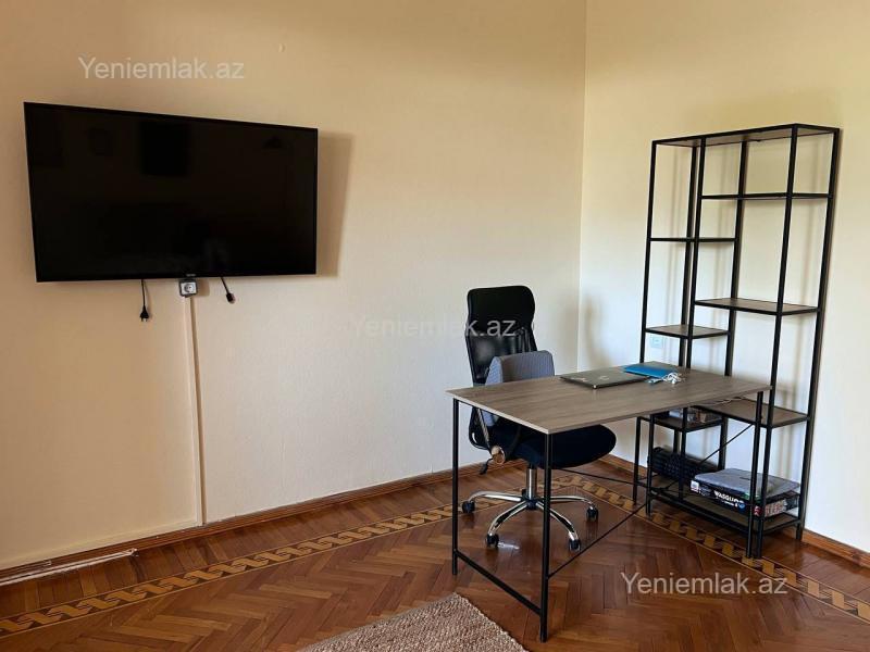 Kirayə 2 otaqlı Bina evi menzil (Köhnə tikili), 70 m², Səbail rayonu — Mənzil, Bakı (10)