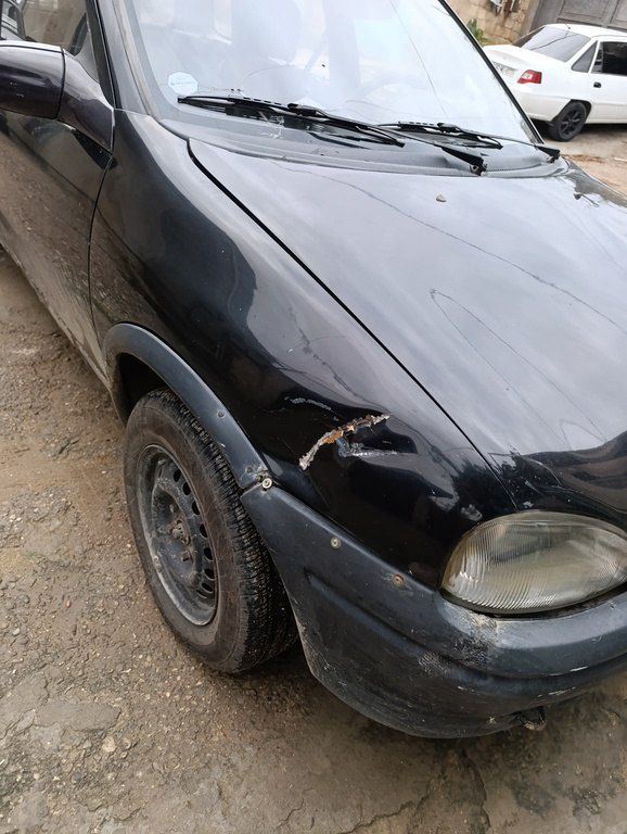 Opel Corsa, 1.4 L, 1994 il, 596 000 km 99-VR-564 — Avtomobillər, Bakı (2)