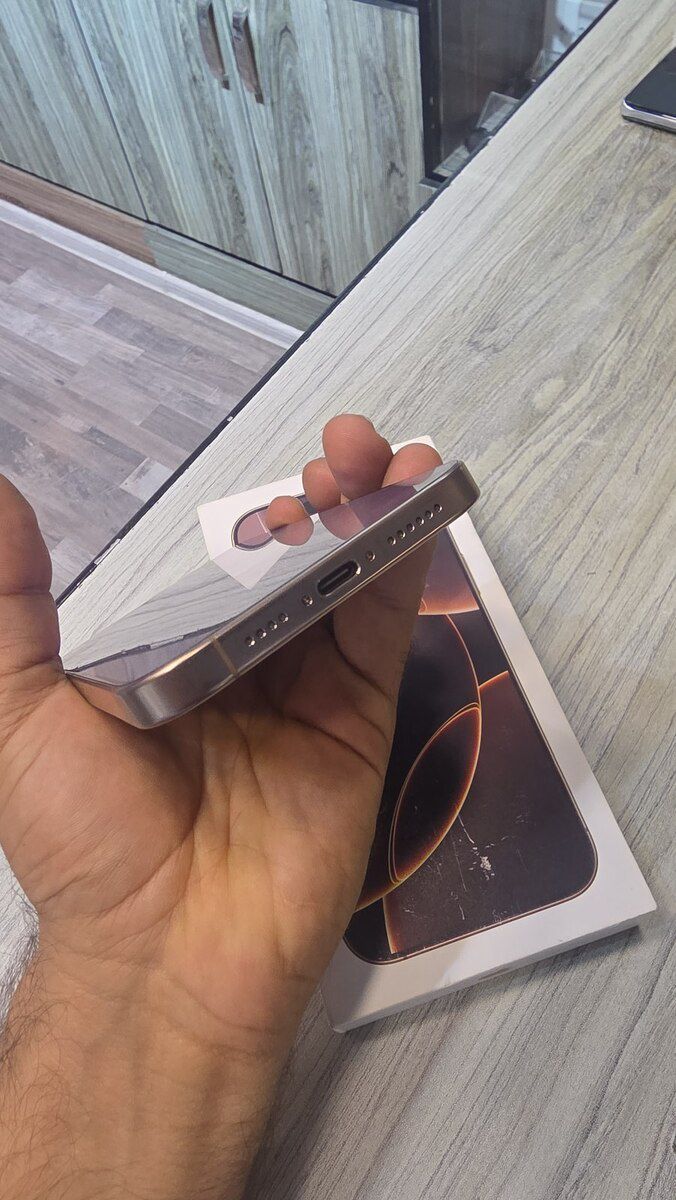Apple iPhone 16 Pro Max Desert Titanium 256GB/8GB — Smartfonlar, Bakı (5)