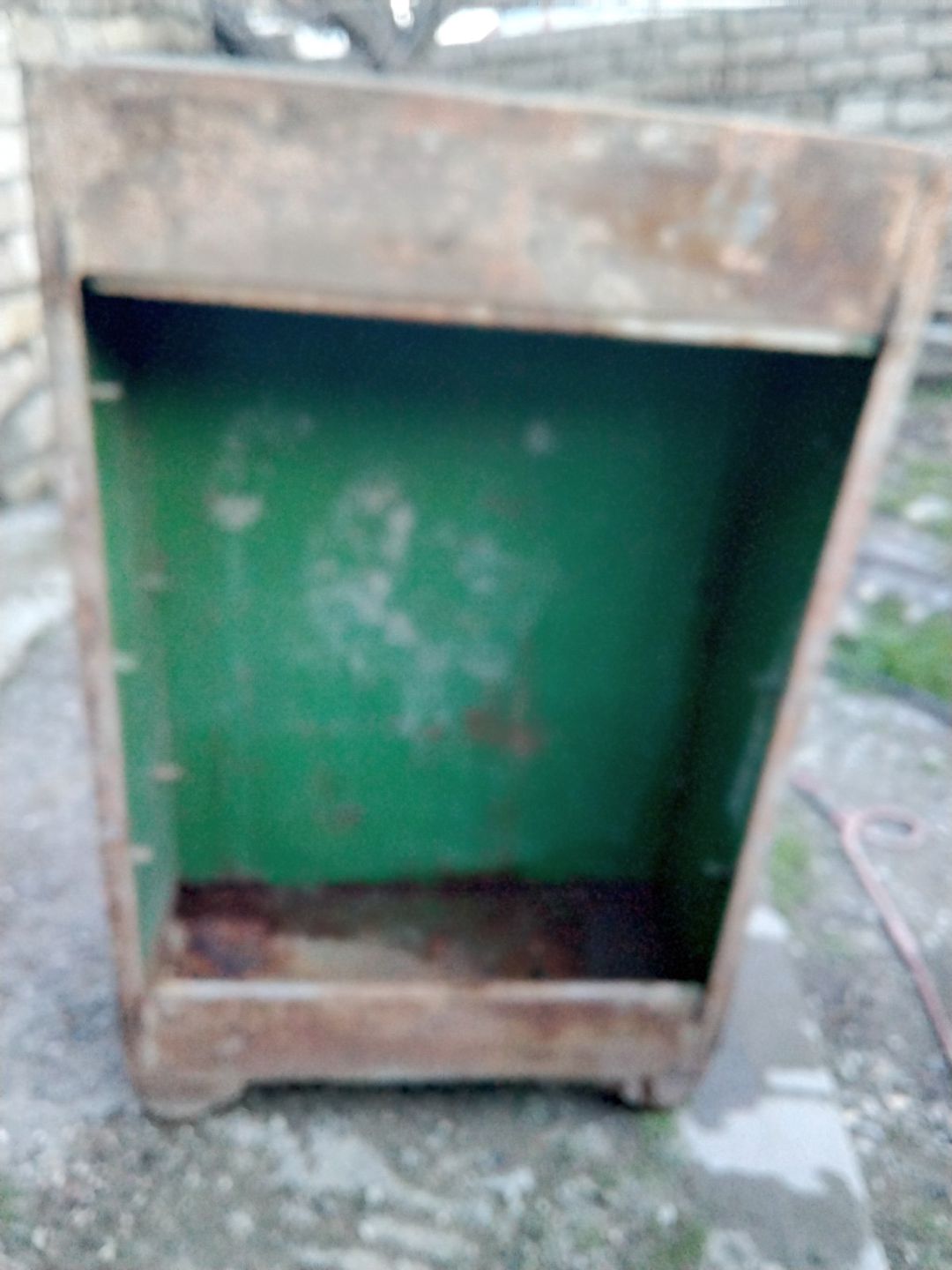Bildirçin yuvası — Heyvan malları, Bakı (2)