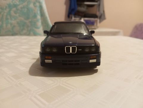 BMW E30 M3 – metal kolleksiya modeli (miqyas: təxmini 1:18) - Korpus — 20 ₼ · Xırdalan · Modellar BMW E30 M3 – metal kolleksiya modeli (miqyas: təxmini 1:18) - Korpus — Xırdalan