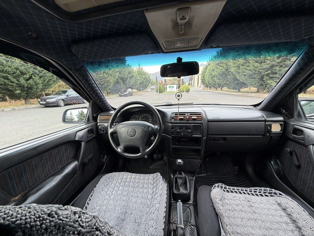 Opel Vectra, 1.8 L, 1993 il, 250 000 km 34-BE-027 — Avtomobillər, Qax (7)