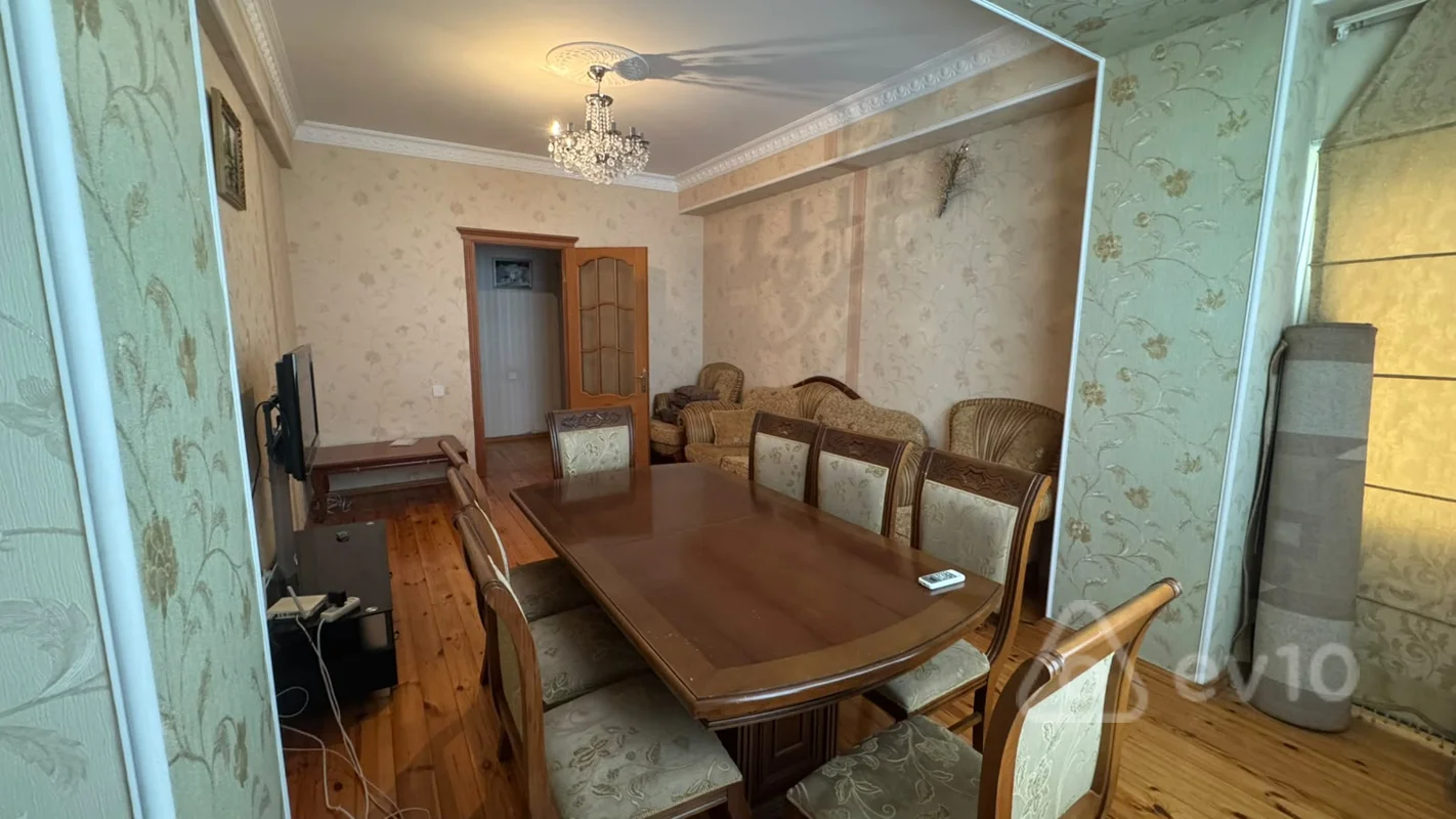 3 otaqlı mənzil, 114 m², Məhəmməd Hadi küçəsi — kirayə — Mənzil, Bakı