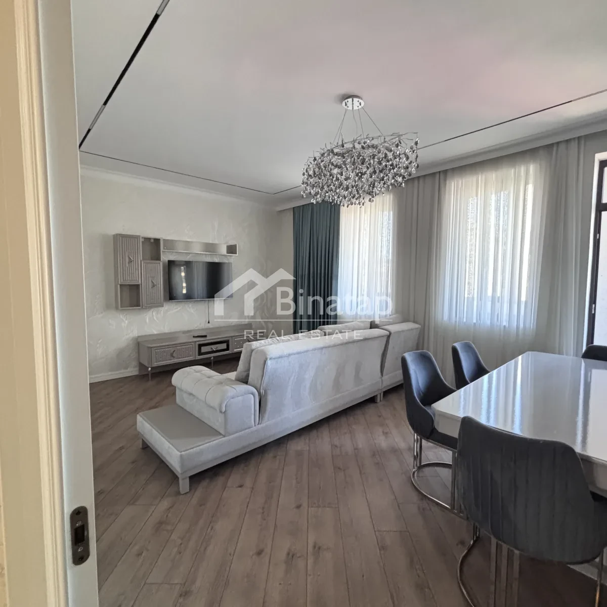 Satılır 3 otaqlı yeni tikili 130 m², Memar Əcəmi metrosu, Nəsimi rayonu — 375 000 ₼ · Bakı · Mənzil Satılır 3 otaqlı yeni tikili 130 m², Memar Əcəmi metrosu, Nəsimi rayonu — Bakı