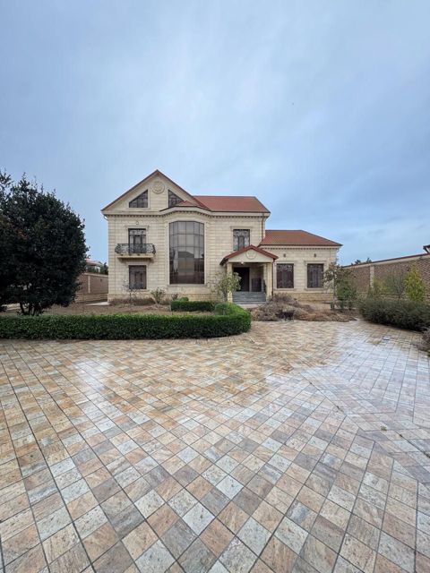 Satılır 7 otaqlı həyət evi/bağ evi 550 m² — Bakı