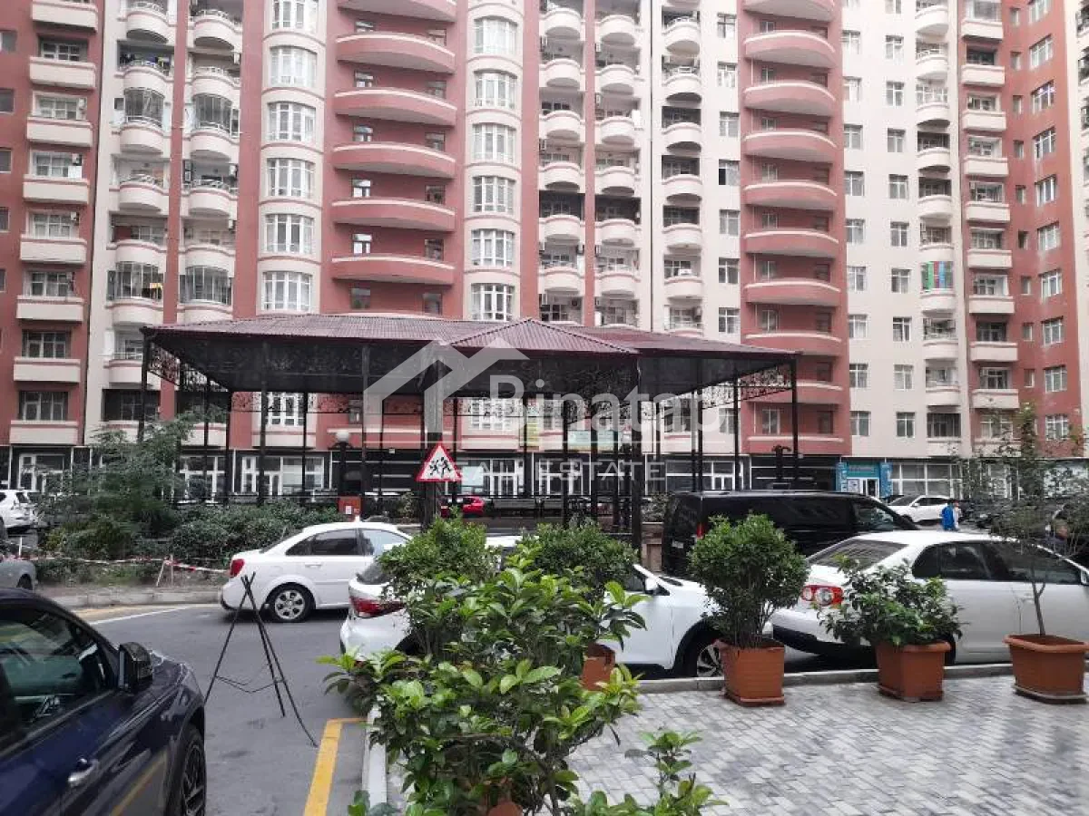 Satılır 3 otaqlı yeni tikili 137 m², Badamdar qəsəbəsi, Səbail rayonu — Mənzil, Bakı (2)