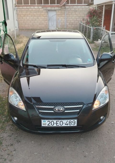 Kia Ceed, 1.4 L, 2009 il, 259 000 km — Tovuz