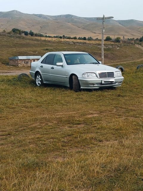 Mercedes C 180, 1.8 L, 1998 il, 237 000 km — Gədəbəy
