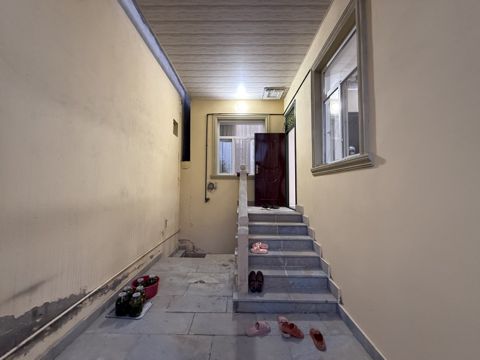 Həyət evi, Binəqədi qəs — Bakı