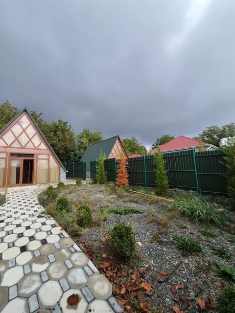 Həyət evi, Qəbələ r — Qəbələ