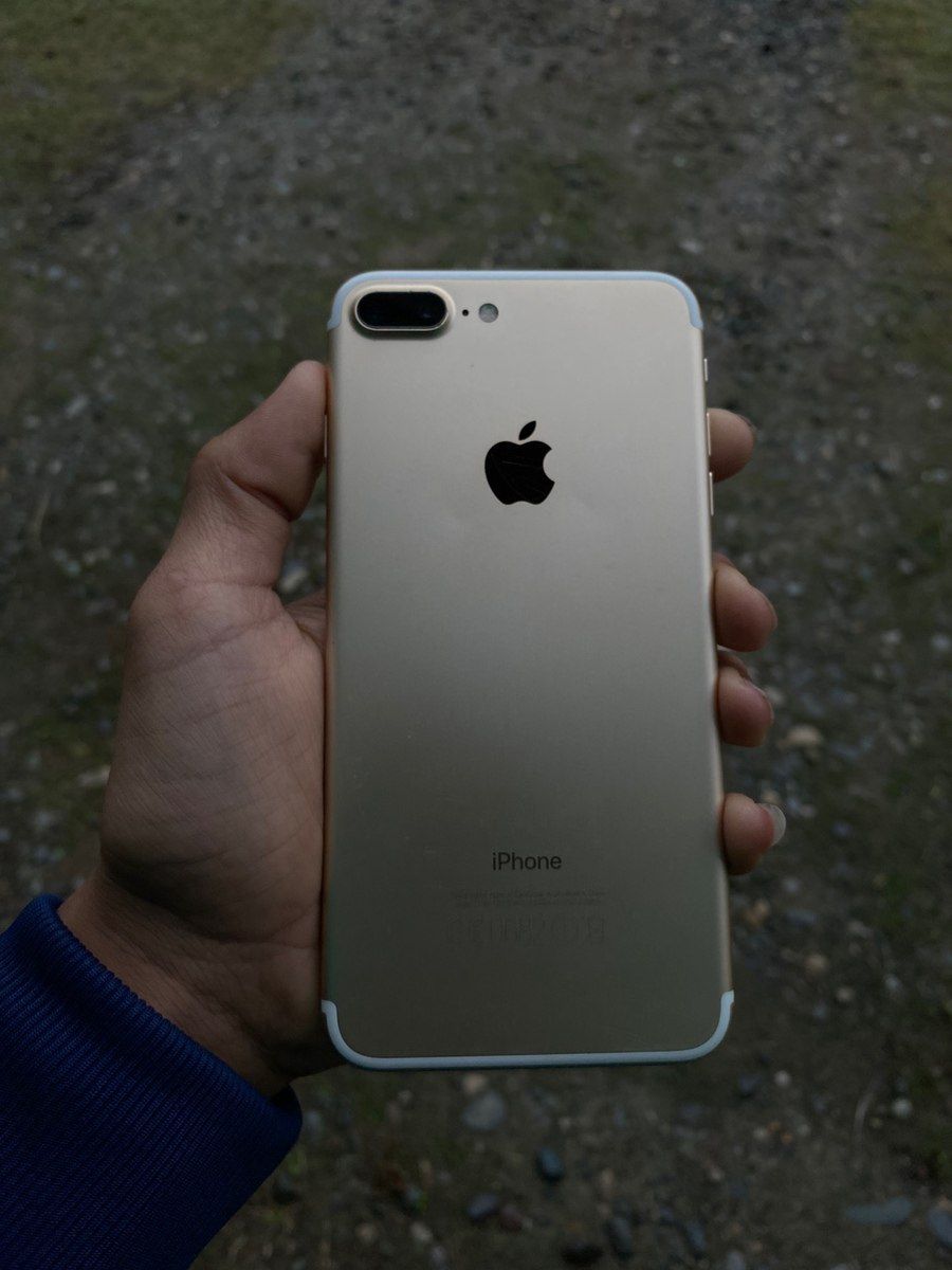 Apple iPhone 7 Plus Silver 128GB — Smartfonlar, Bərdə