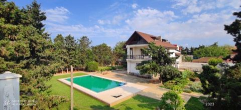 Satılır 7 otaqlı həyət evi/bağ evi 425 m² — Bakı