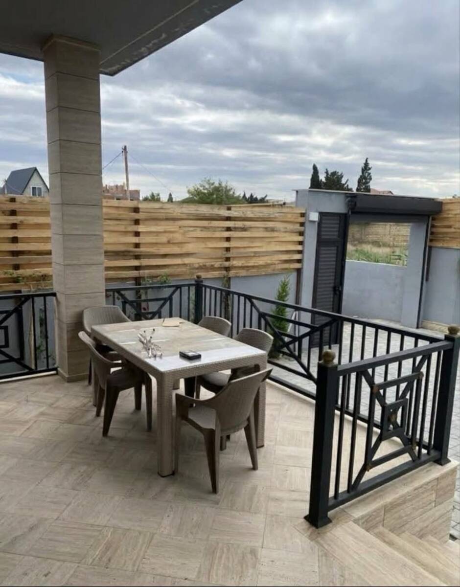Satılır 3 otaqlı həyət evi/bağ evi 105 m² — Ev, villa, Bakı (2)