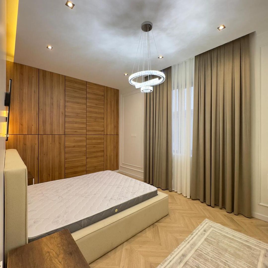 Satılır 5 otaqlı həyət evi/bağ evi 400 m² — Ev, villa, Bakı (11)