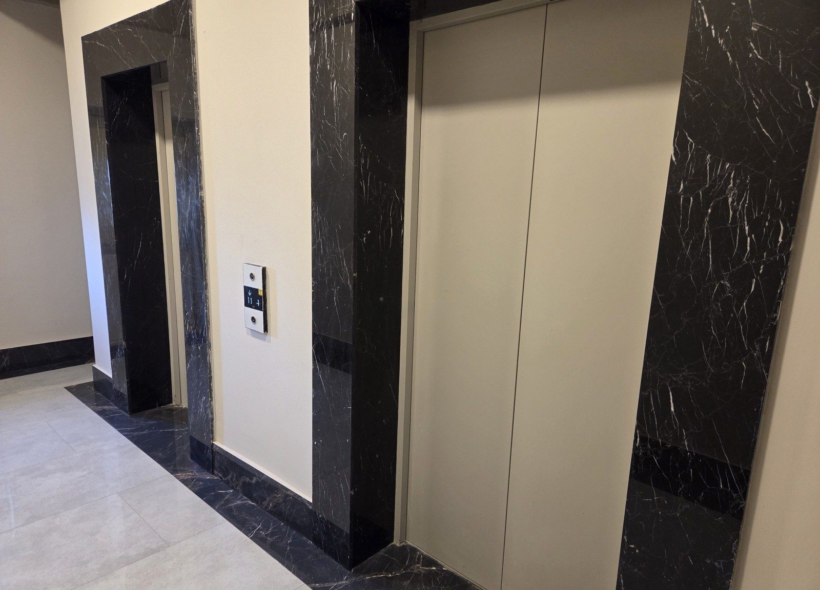 3 otaqlı mənzil 135 m² satılır — Mənzil, Bakı (4)