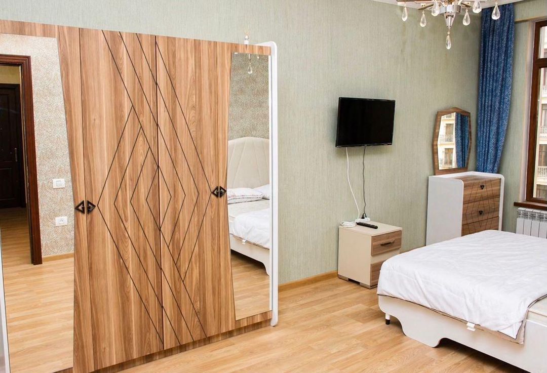 4 otaqlı mənzil, 210 m², Üzeyir Hacıbəyli küçəsi, 48 (Azinko (Uzeyir Hacibeyov)) — Mənzil, Bakı (7)