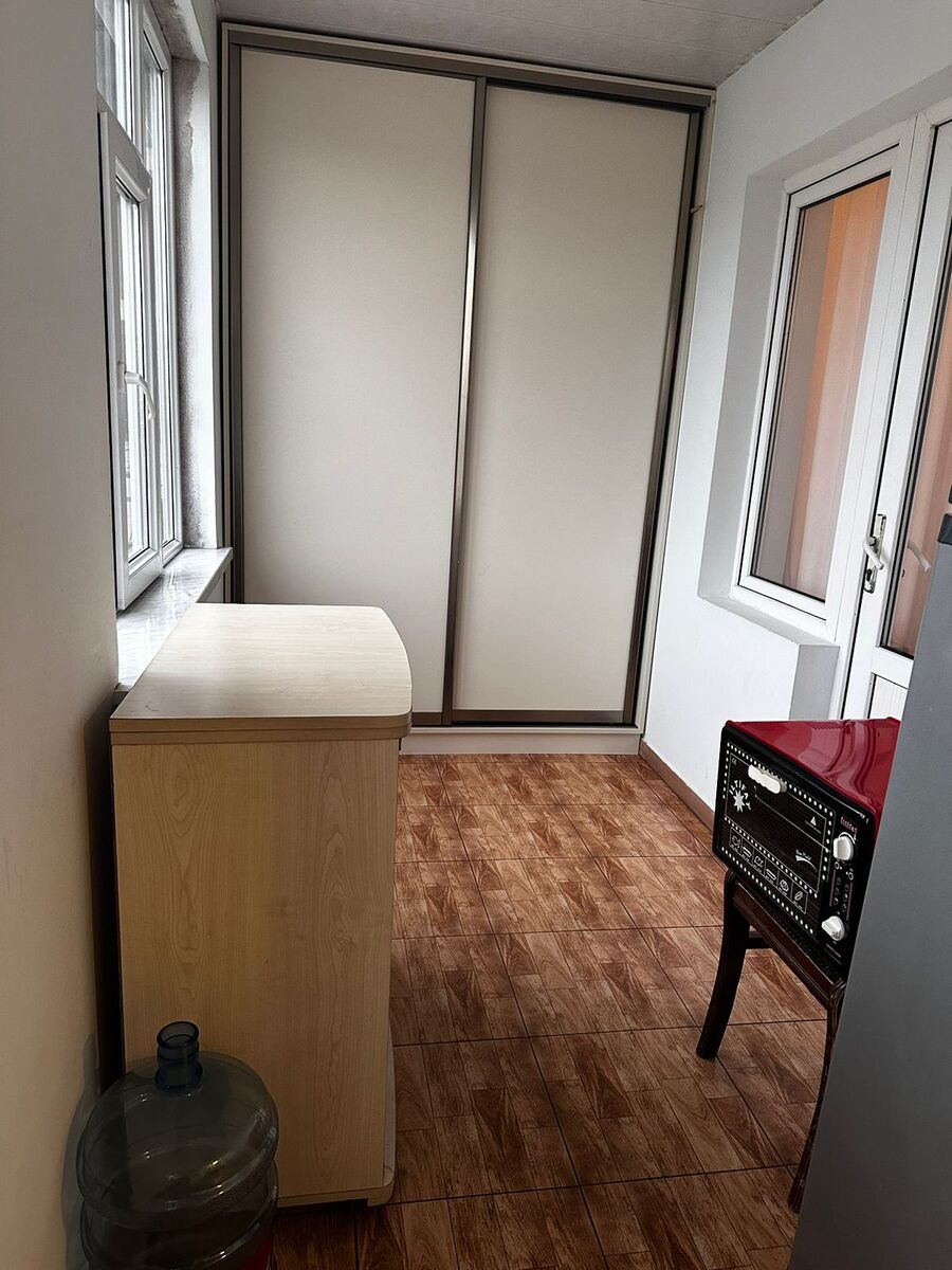 İcarəyə verilir 4 otaqlı köhnə tikili 150 m² — Mənzil, Bakı (6)