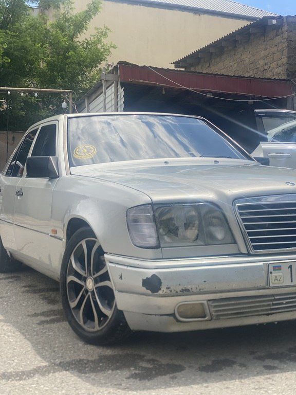 Mercedes 200 D, 2.0 L, 1993 il, 500 000 km 10-UX-058 — Avtomobillər, Bakı (9)