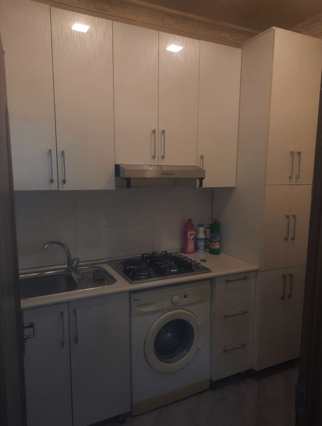 80 kv. m, 2 otaqlı, Kombi, Qaz, İşıq — Ev, villa, Bakı (5)