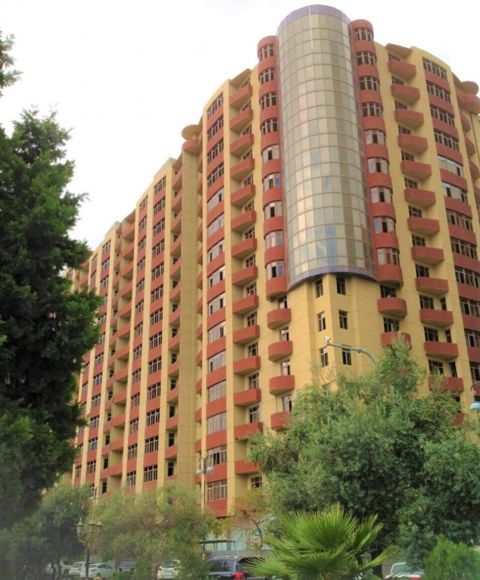 Satılır 2 otaqlı yeni tikili 111 m² — Bakı