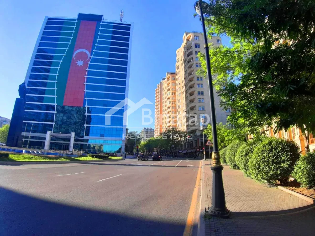 Satılır 4 otaqlı yeni tikili 170 m², Nizami metrosu, Yasamal rayonu — Mənzil, Bakı