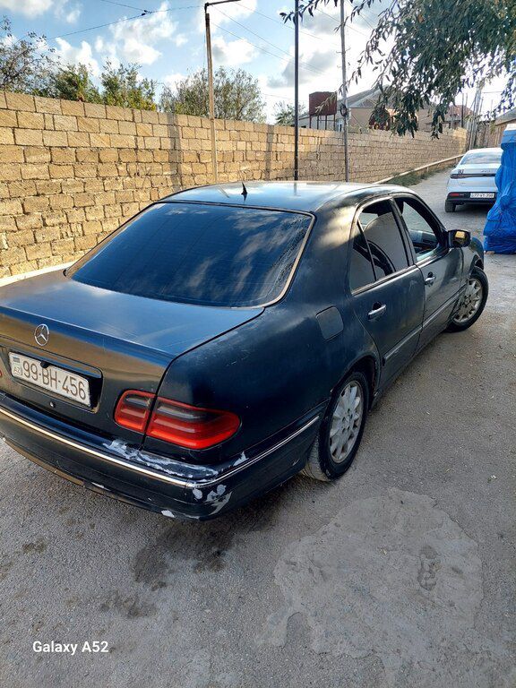 Mercedes E 220, 2.2 L, 2002 il, 866 865 km 99-BH-456 — Avtomobillər, Bakı (5)