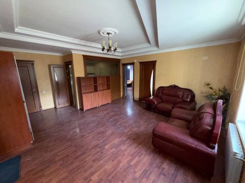 İcarəyə verilir 3 otaqlı ofis 70 m² — Bakı