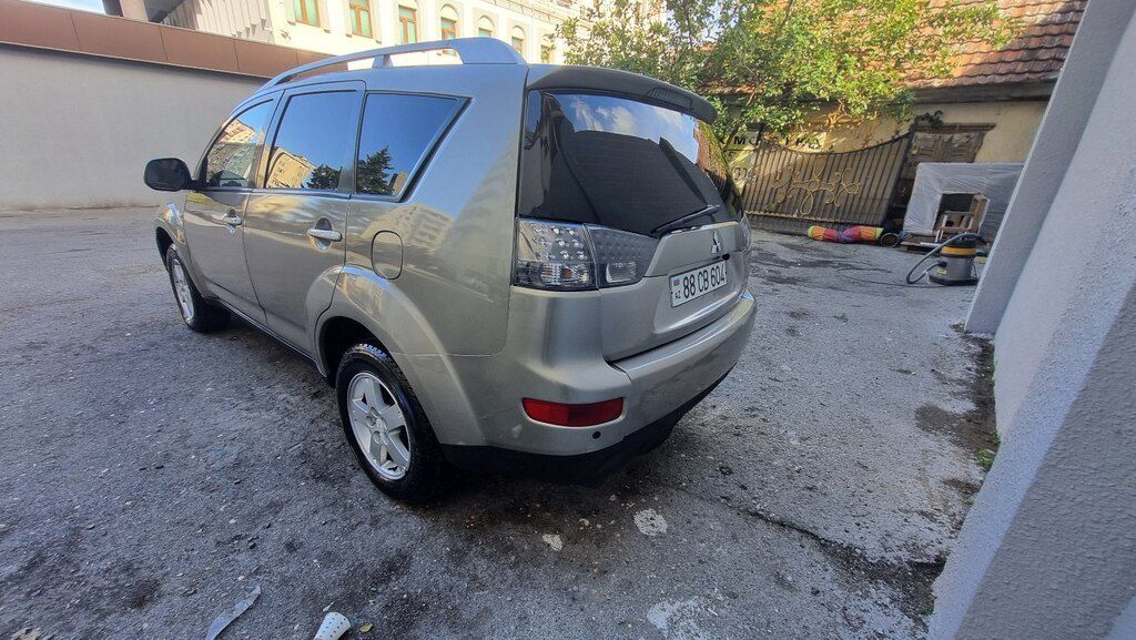 Mitsubishi Outlander, 2.4 L, 2008 il, 258 000 km 88-CB-604 — Avtomobillər, Bakı (6)