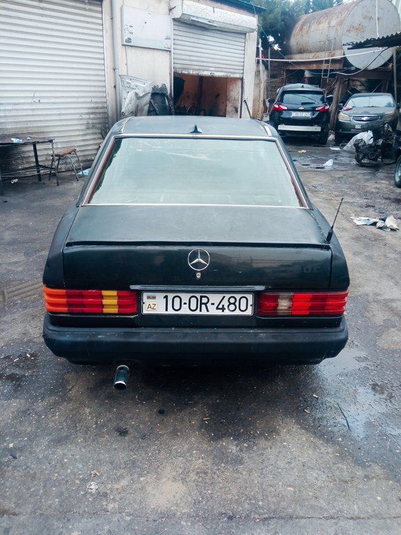 Mercedes 190, 2.0 L, 1993 il, 412 530 km 10-OR-480 — Avtomobillər, Bakı (4)