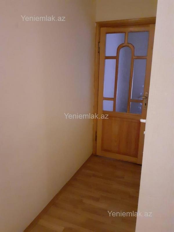 Satılır 3 otaqlı Bina evi menzil (Köhnə tikili), 50 m², 3-cü mikrorayon — Mənzil, Sumqayıt (6)