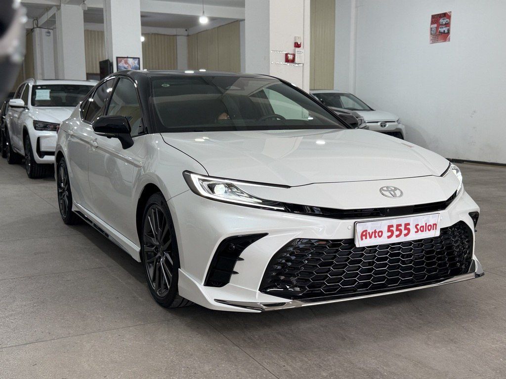 Toyota Camry, 2.0 L, 1 kWh, 2025 il, 2 900 km — Avtomobillər, Bakı (2)