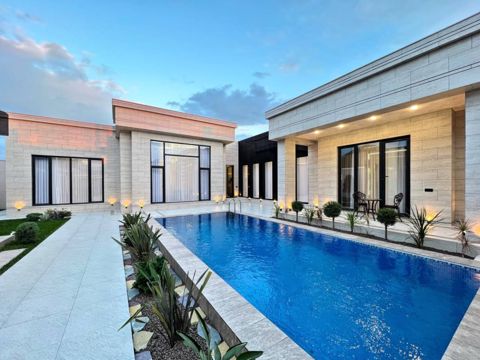 Satılır 5 otaqlı həyət evi/bağ evi 220 m² — Bakı